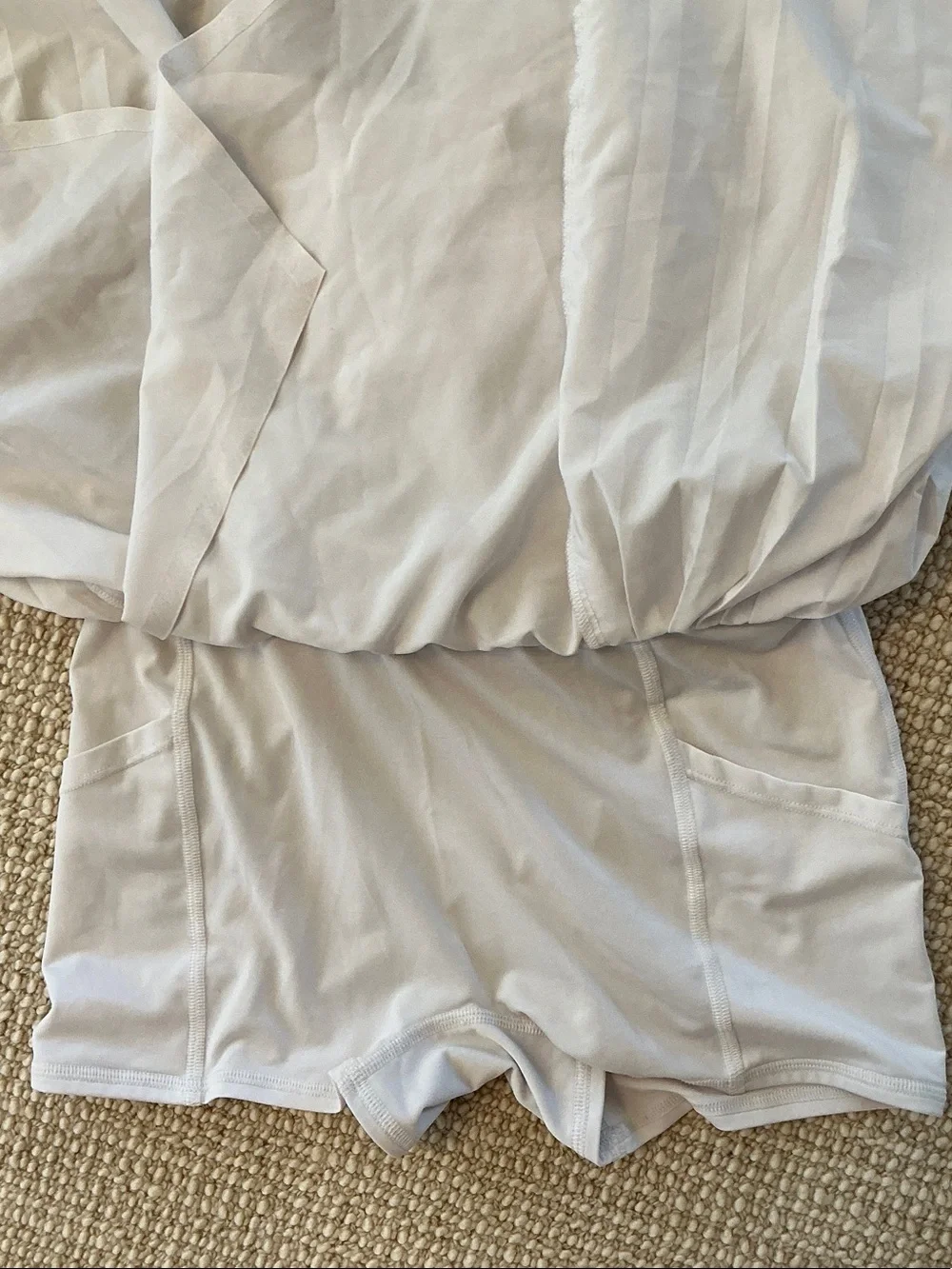 ALO Yoga White Circle Skirt with Subtle Logo